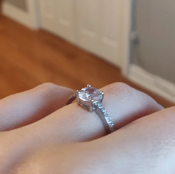 Circular solitaire ring - Picture 4 of 4